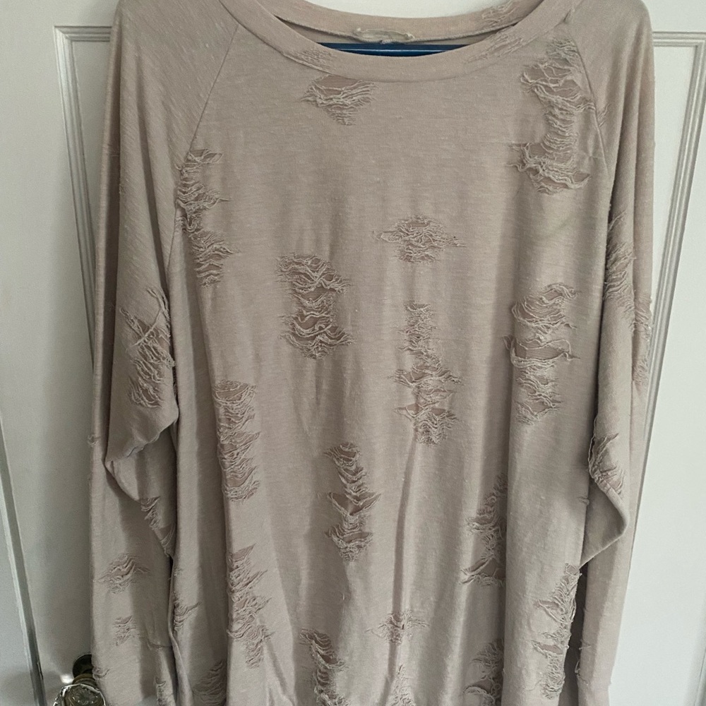 Easel Boutique - Cream Distressed Crewneck shirt dress with Pockets!